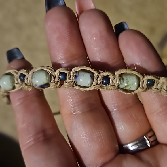 Bead bracelet - Picture 2 of 4